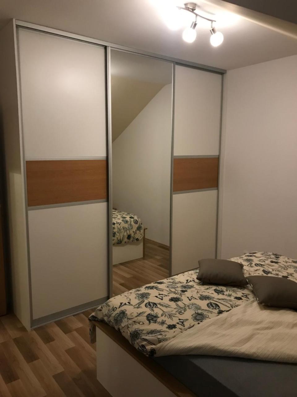 Apartman Mig Salona Kültér fotó