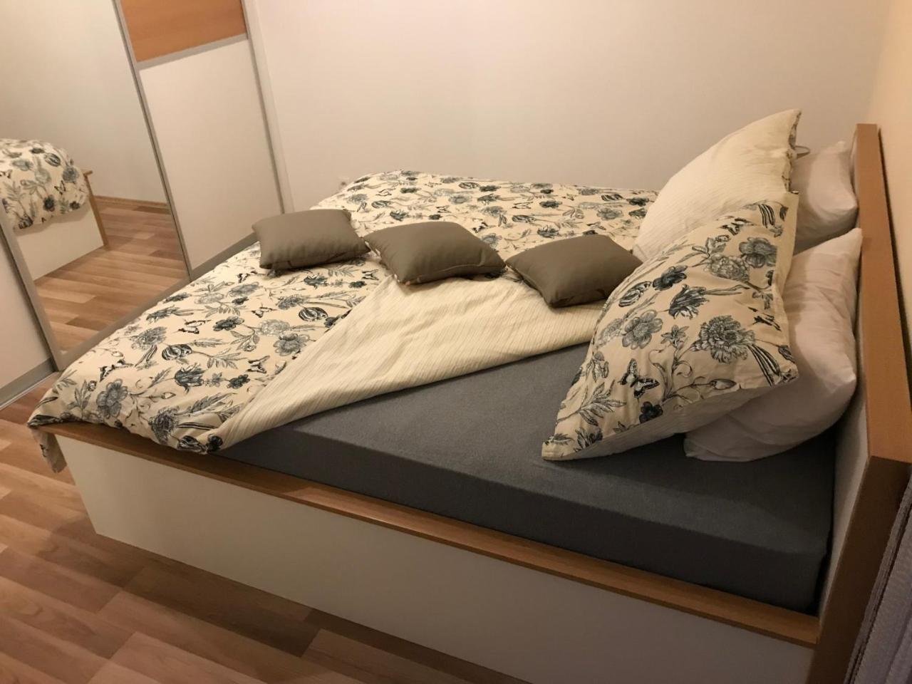 Apartman Mig Salona Kültér fotó